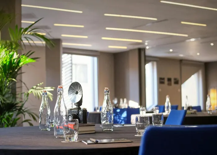 Hotel Montcalm East, Autograph Collection